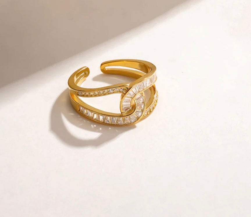 Anti Tarnish Interconnected Adjustable Finger Ring