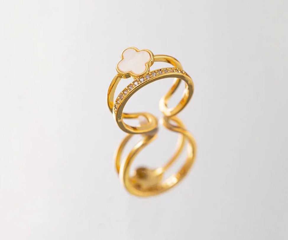 Anti Tarnish Clover Themed Adjustable Finger Ring