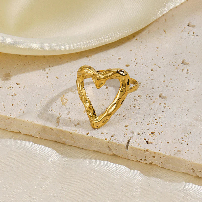 Anti Tarnish Heart Themed Adjustable Finger Ring