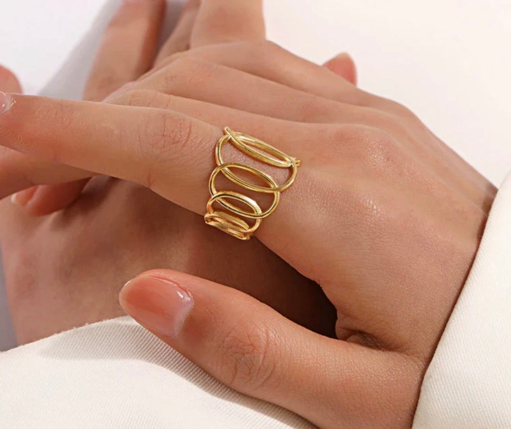 Anti Tarnish Endless Loops Adjustable Ring