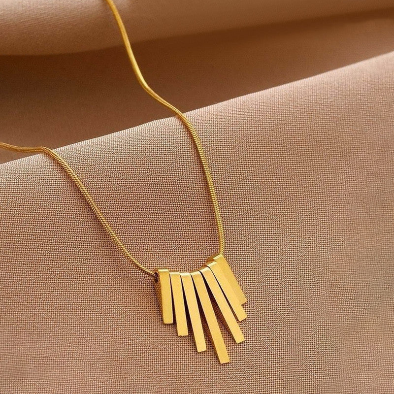 Anti Tarnish Dangling Stripes Pendant
