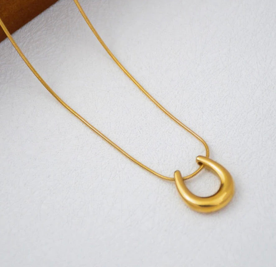 Anti Tarnish Geometric Shaped Pendant Necklace