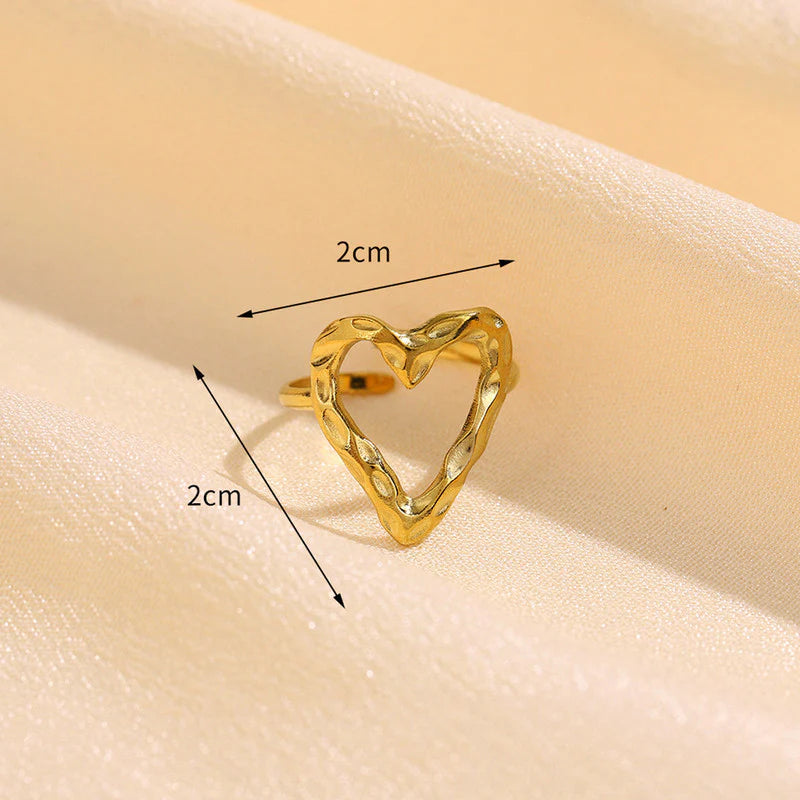 Anti Tarnish Heart Themed Adjustable Finger Ring