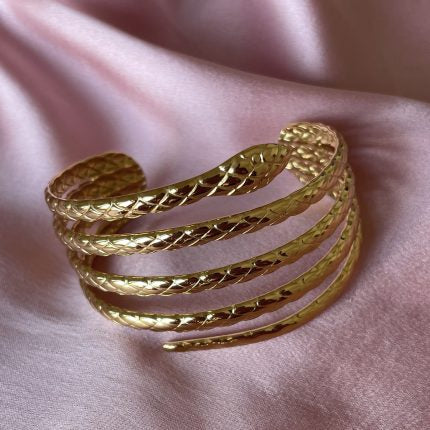 Anti tarnish snake bracelet