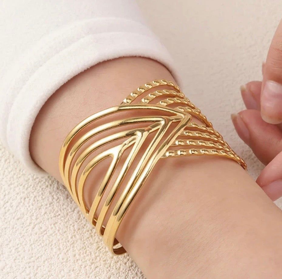 Anti Tarnish Stainless Steel Contemporary Cuff Bracelet