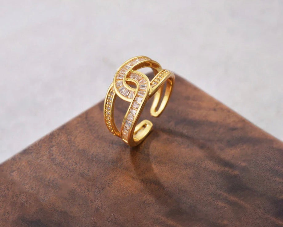 Anti Tarnish Interconnected Adjustable Finger Ring