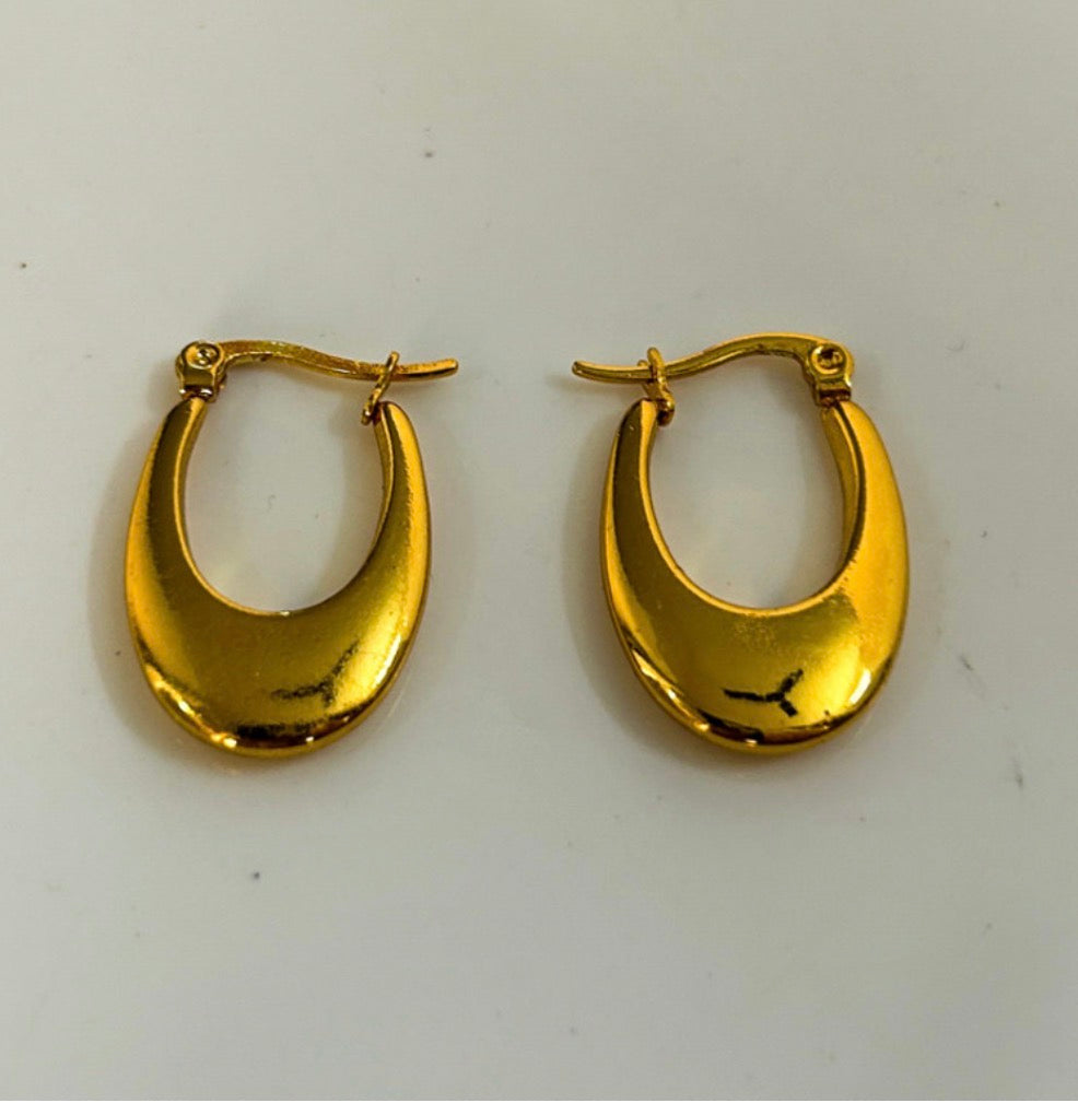 Plain Baggy Anti Tarnish Hoops