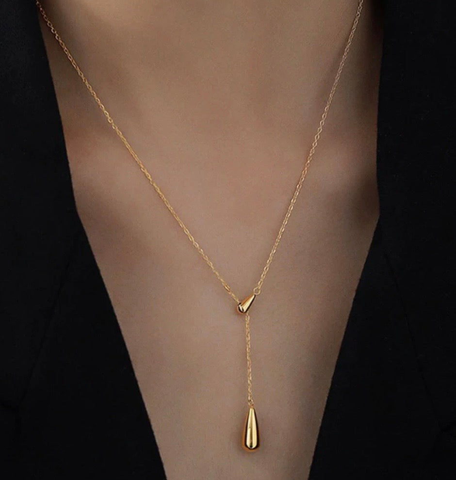 Anti Tarnish Teardrop Pendant Necklace